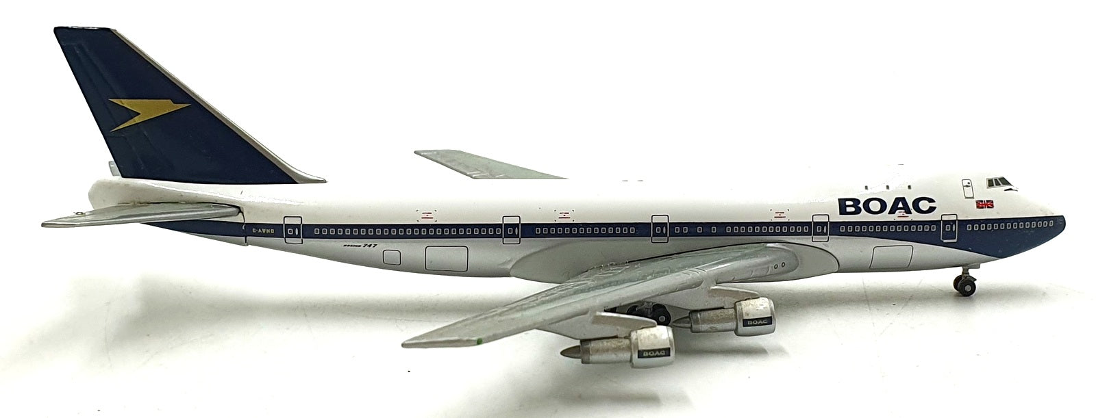 Gemini Jets 1/400 Scale GJBAW013 - BOAC Boeing 747-136 Aircraft