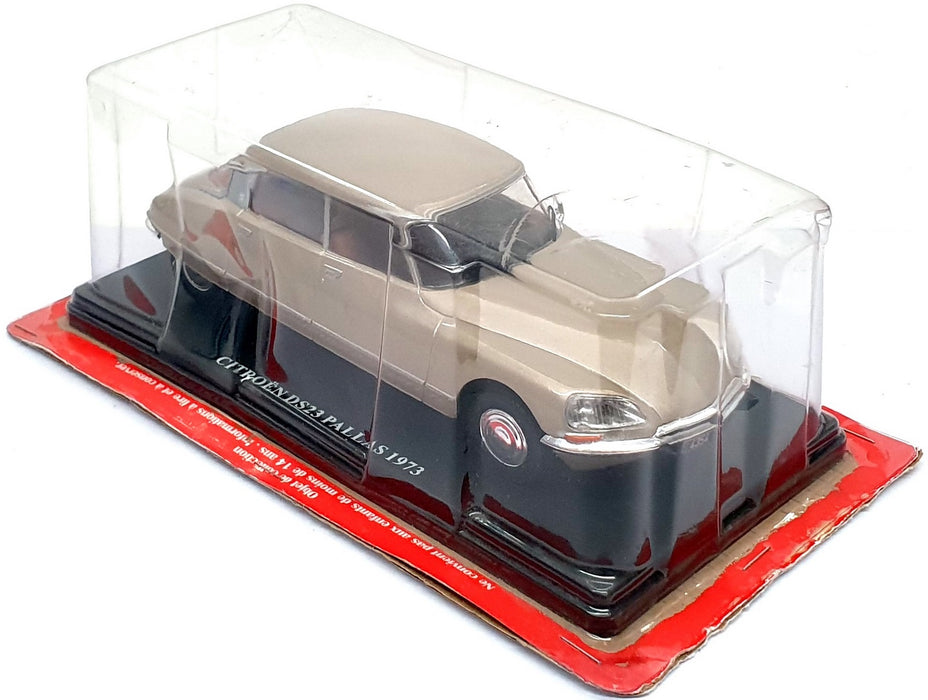 Altaya 1/24 Scale APA124 - 1973 Citroen DS23 Pallas - Met. Lt. Beige