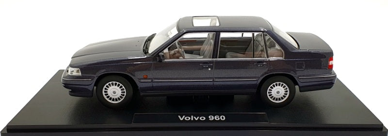 Triple9 1/18 Scale T9-1800303 - Volvo 960 - Aubergine Pearl