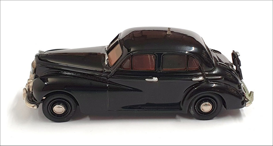 Pathfinder Models 1/43 Scale PGW01 - 1953 Morris Six Police Car - Black