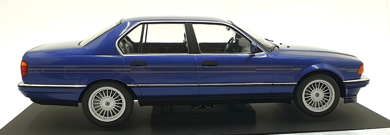 MCG 1/18 Scale Diecast MCG18232 - BMW E32 Alpina B11 3.5 - Met. Blue
