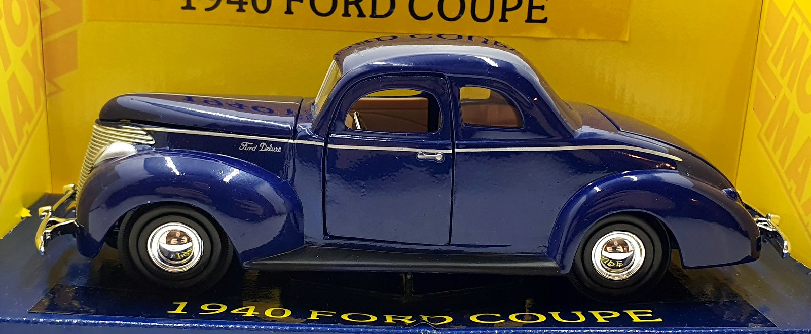 Motor Max 1/24 Scale Diecast 73200 - 1940 Ford Coupe - Blue