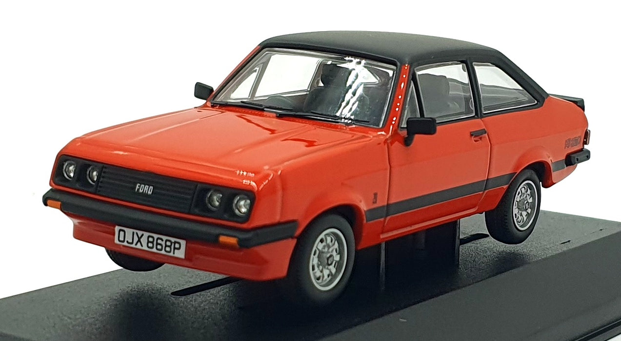 Vanguards 1/43 Scale VA14910 - Ford Escort Mk2 RS2000 - Red