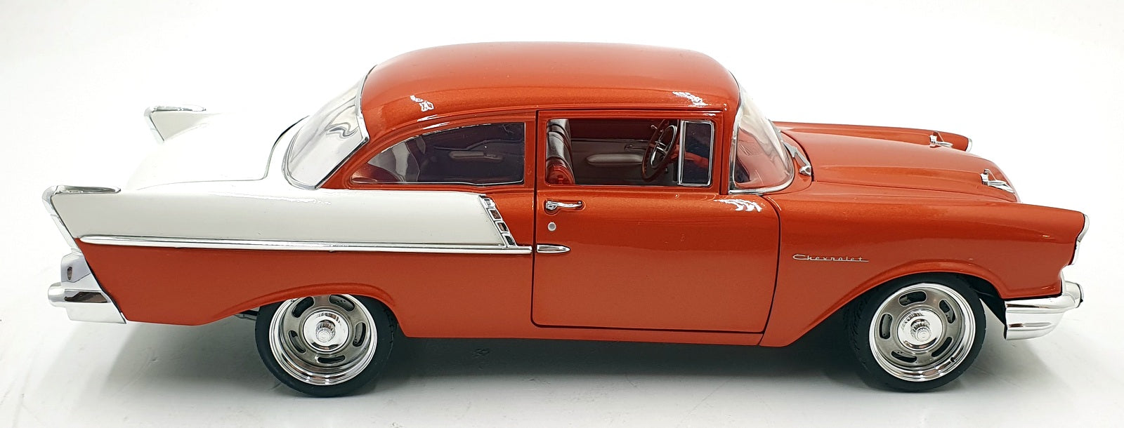 Acme 1/18 Scale Diecast A1807015 - 1957 Chevrolet 150 - Rust Orange/White
