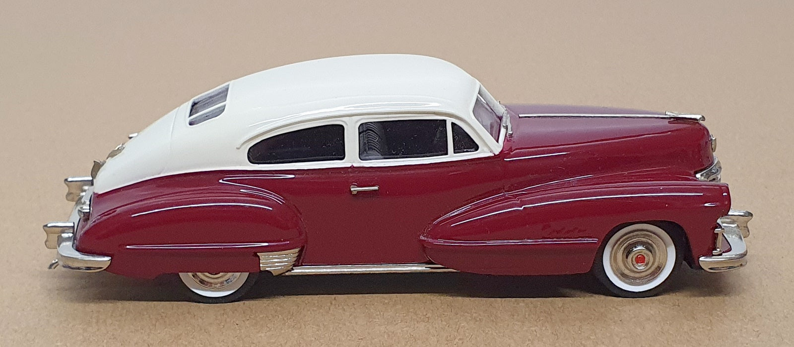 Brooklin Models 1/43 Scale BRK105 - 1947 Cadillac S62 Club Coupe - Maroon/Cream
