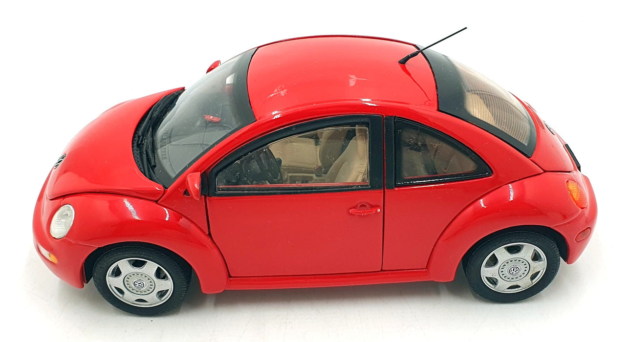 Franklin Mint 1/24 Scale Diecast B11YF00 - Volkswagen New Beetle - Red