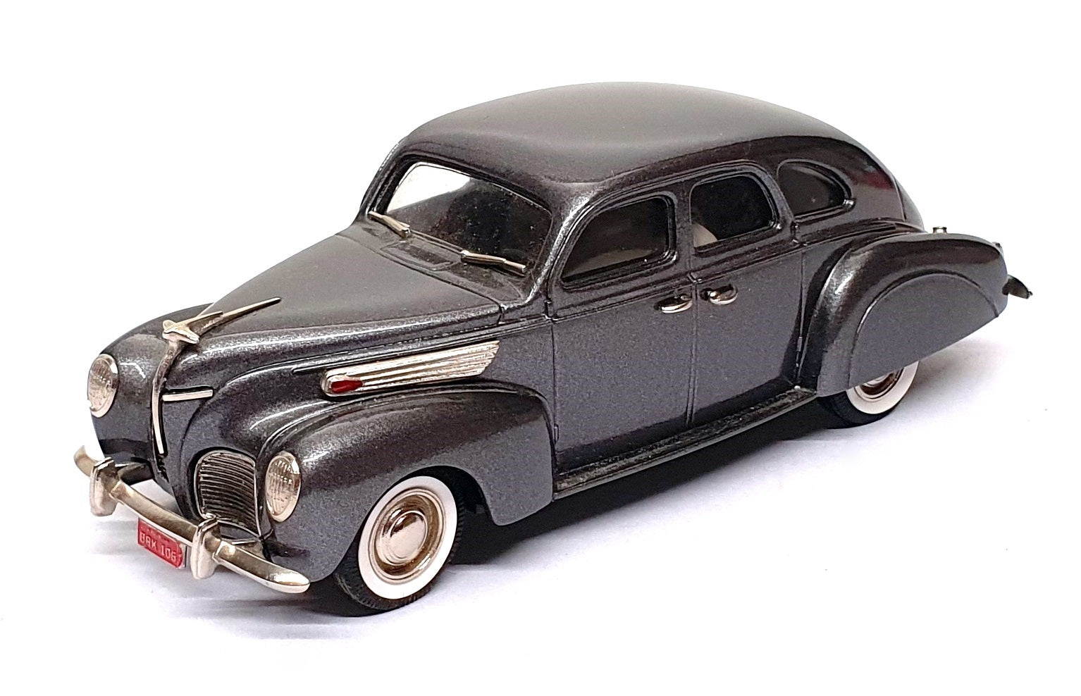 Brooklin Models 1/43 Scale BRK106 - 1938 Lincoln Zephyr - Met. Grey