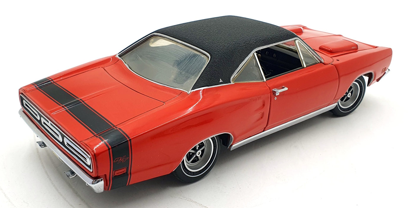 Ertl 1/18 Scale Diecast 32075 - 1969 Dodge Coronet R/T 426 Hemi - Red/Black