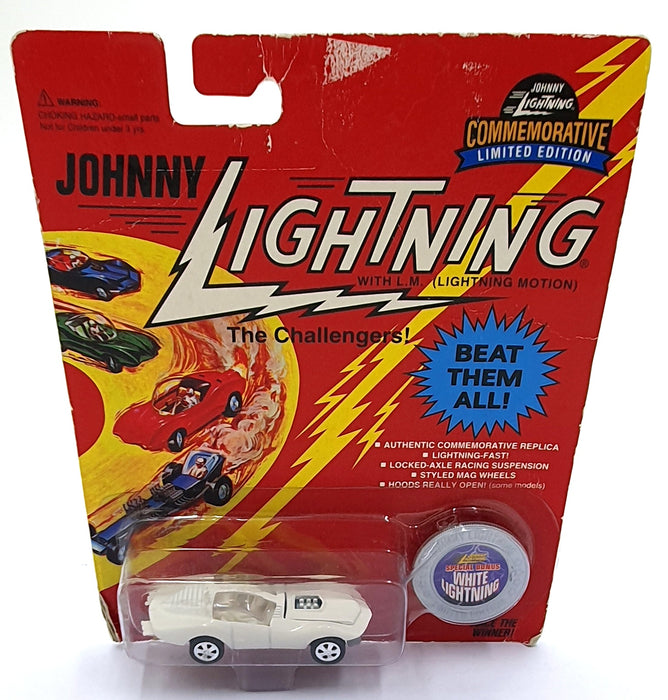 Johnny Lightning 1/64 Scale 100-152 - The Challengers Custom Mako Shark - White