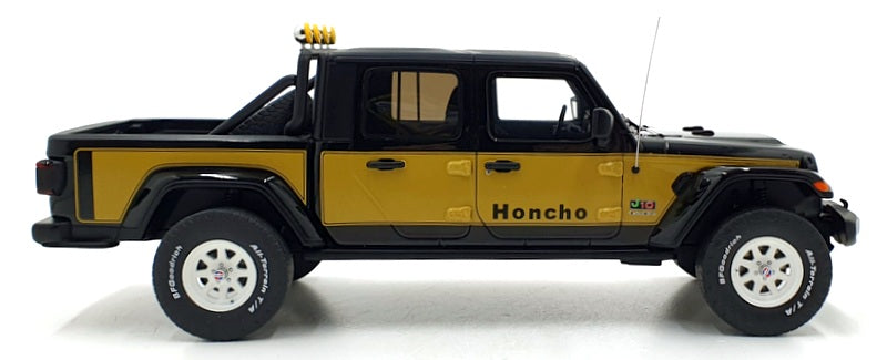 GT Spirit 1/18 Scale Resin GT422 - Jeep Gladiator Honcho - Black/Yellow