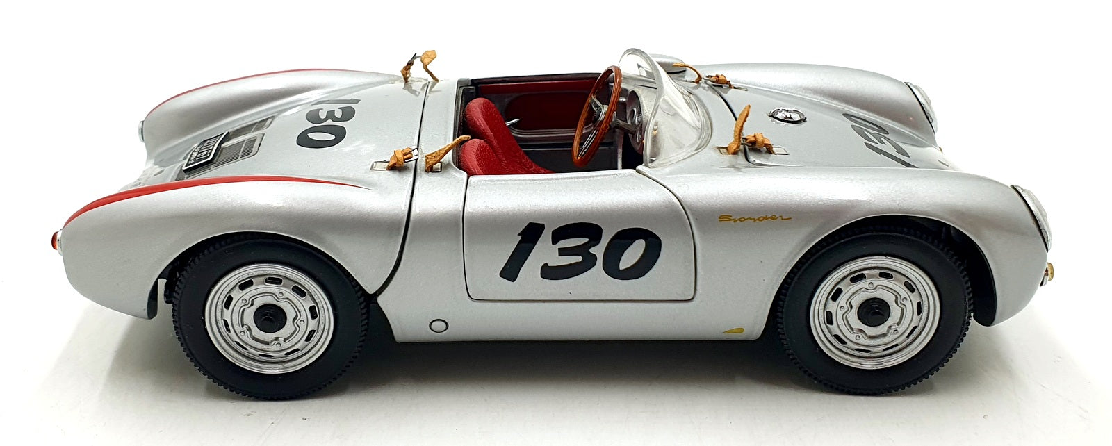CMC 1/24 Scale Diecast M-009 - Porsche 550 Spyder 1954 #130 J.Dean Silver