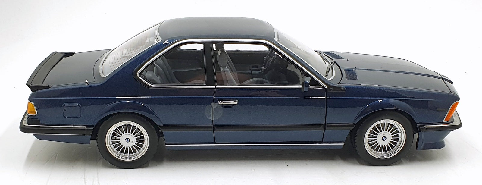 KK Scale 1/12 Scale KKDC120161A - BMW 6 Series E24 M635 CSI Coupe 1987 Blue