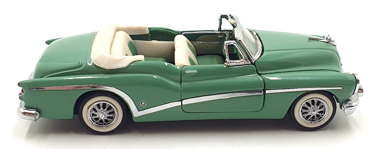 Franklin Mint 1/43 Scale B11KC70 - 1953 Buick Skylark - Green