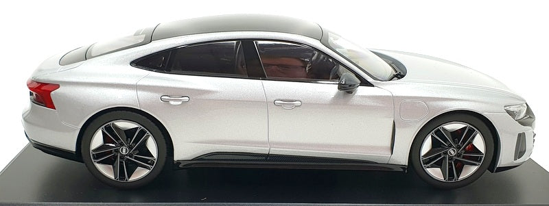 Norev 1/18 Scale Diecast 188381 - Audi RS e-tron GT 2021 - Silver