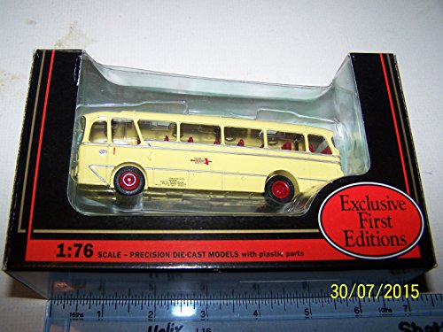 EFE 1/76 Scale Diecast 12112 - Harrington Cavalier Wallace Arnold