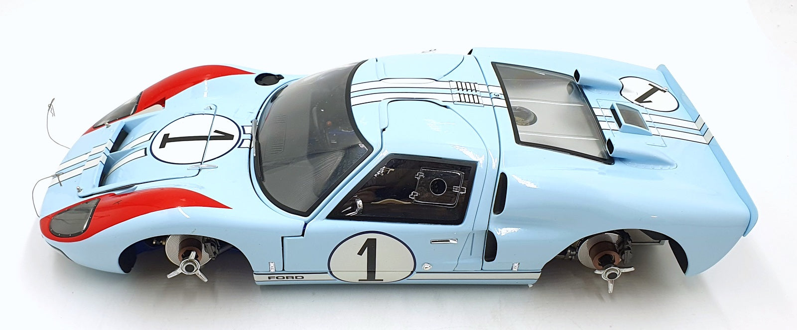 GMP 1/12 Scale G1201315 - 1966 Ford Gt40 Le Mans #1 Miles/Hulme