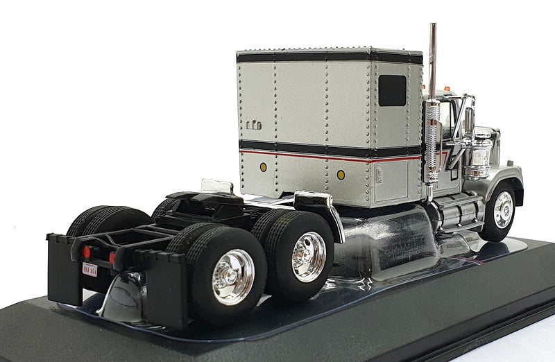 Ixo 1/64 Scale U64TR004 - 1980 GMC General - Silver