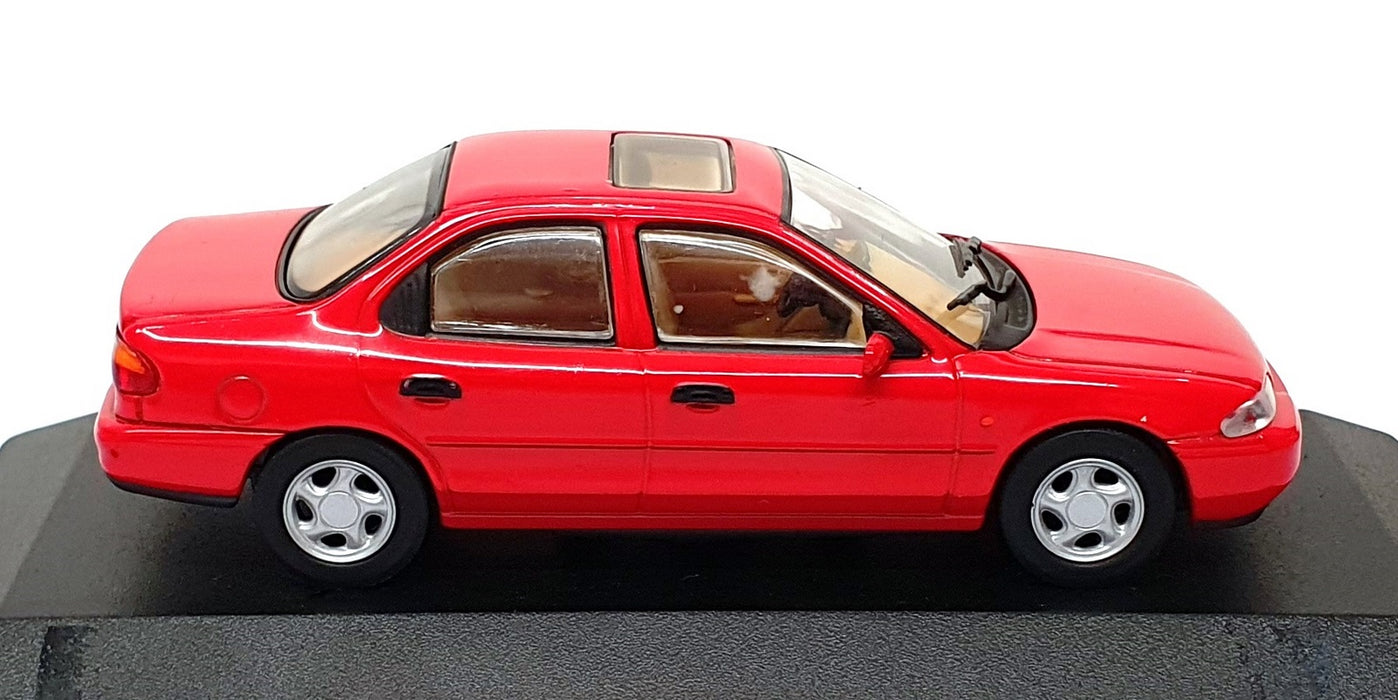 Minichamps 1/43 Scale MIN 082000 - Ford Mondeo Limousine - Spanischrot (Red)