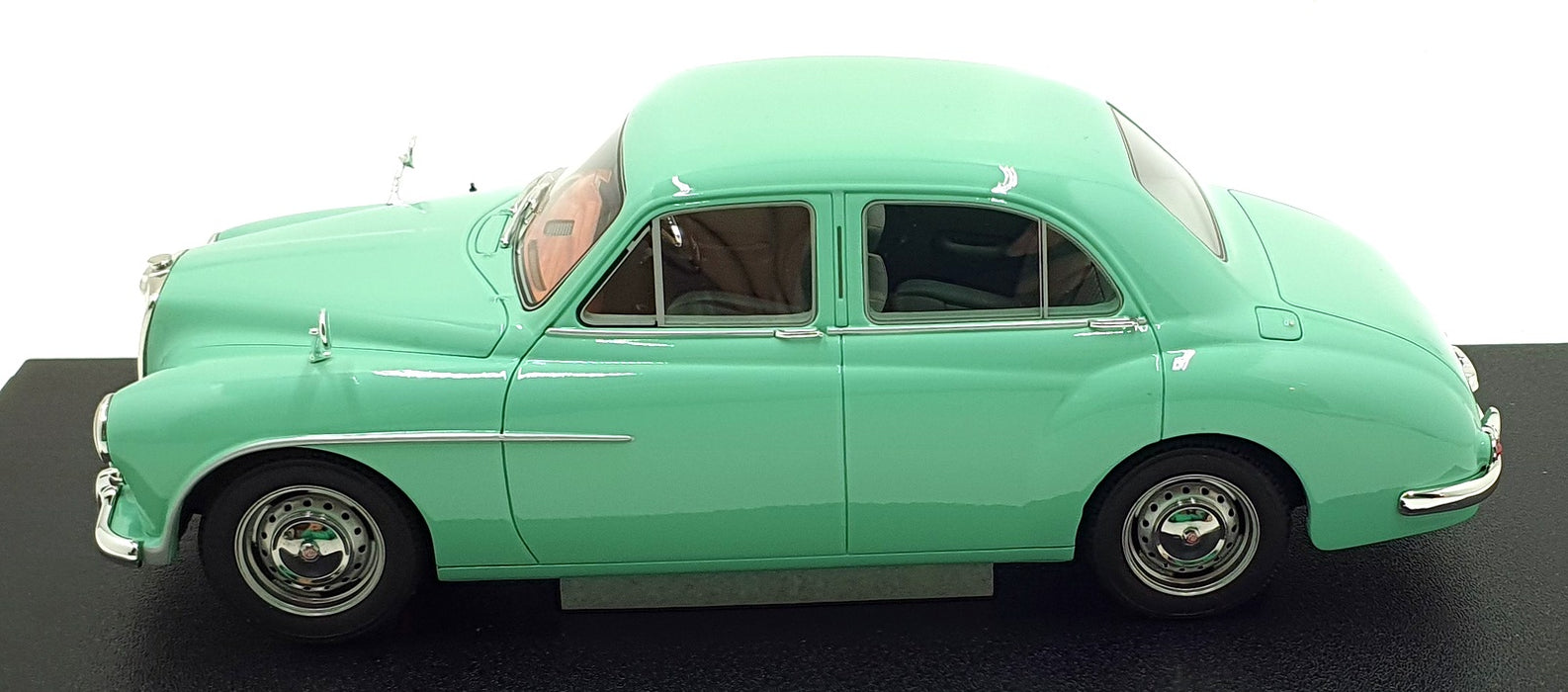 Cult 1/18 Scale Resin CML203-1 - 1953-1956 MG Magnette ZA - Island Green