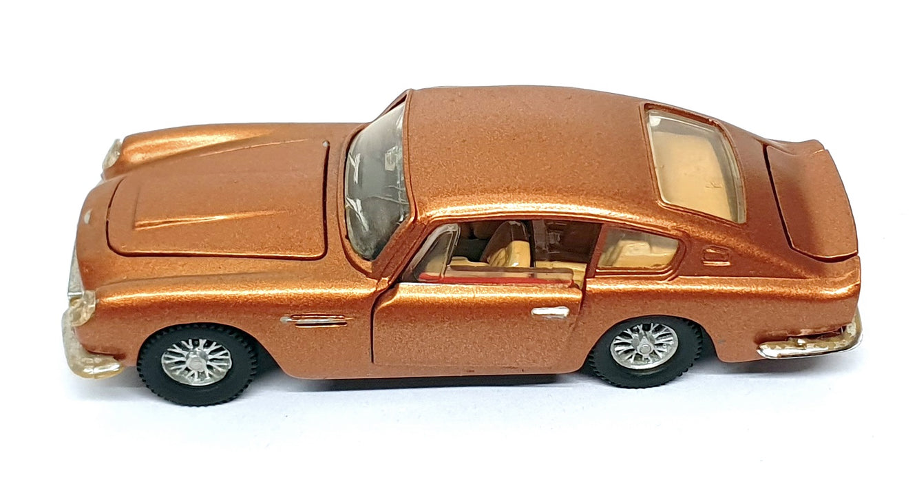 Dinky Toys 11cm Long Original Diecast 153 - Aston Martin DB6 - Copper