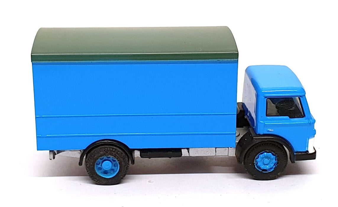 Base Toys 1/76 Scale Diecast CV-01 - Ford D Series Box Van - Blue