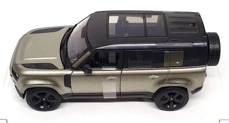 Burago 1/24 Scale 18-21101 - 2022 Land Rover Defender 110 - Met Green