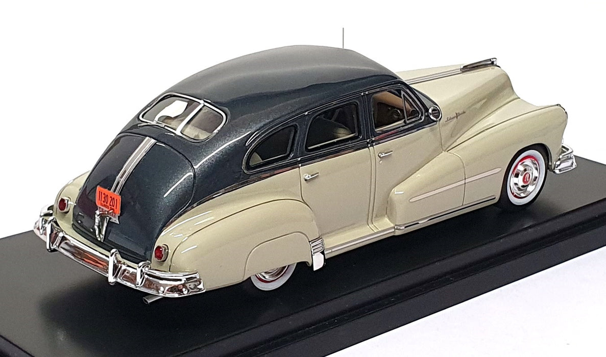Goldvarg 1/43 Scale GC-083B - 1948 Pontiac 4Dr. Sedan - Oyster Grey