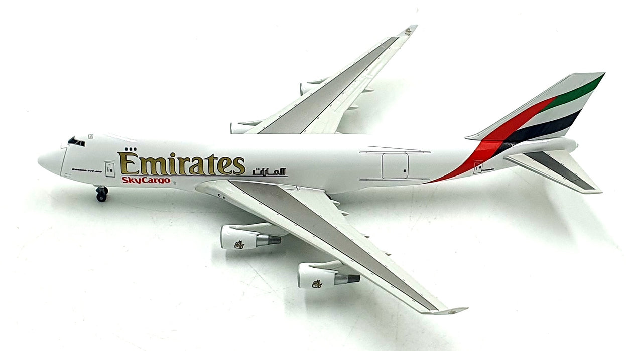 Dragon Wings 1/400 Scale 55318 - Emirates Sky Cargo B747-47UF Aircraft
