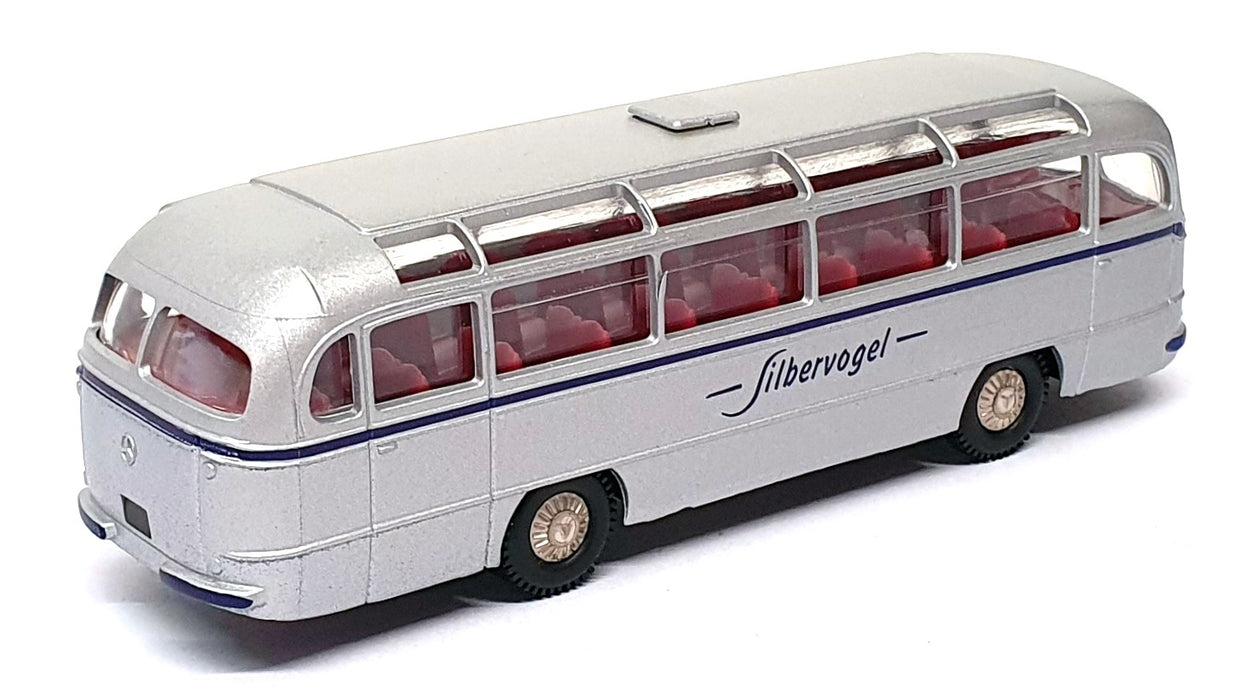 Brekina 1/87 Scale 0321 - Mercedes Benz Bus Coach Silbervogel - Silver