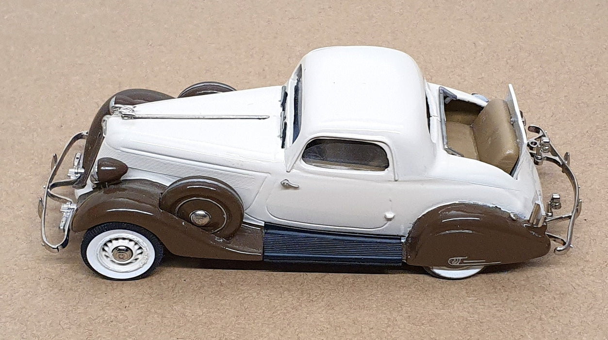Brooklin 1/43 Scale BRK93 - 1935 Studebaker 3 Window Coupe J. ROBERTS