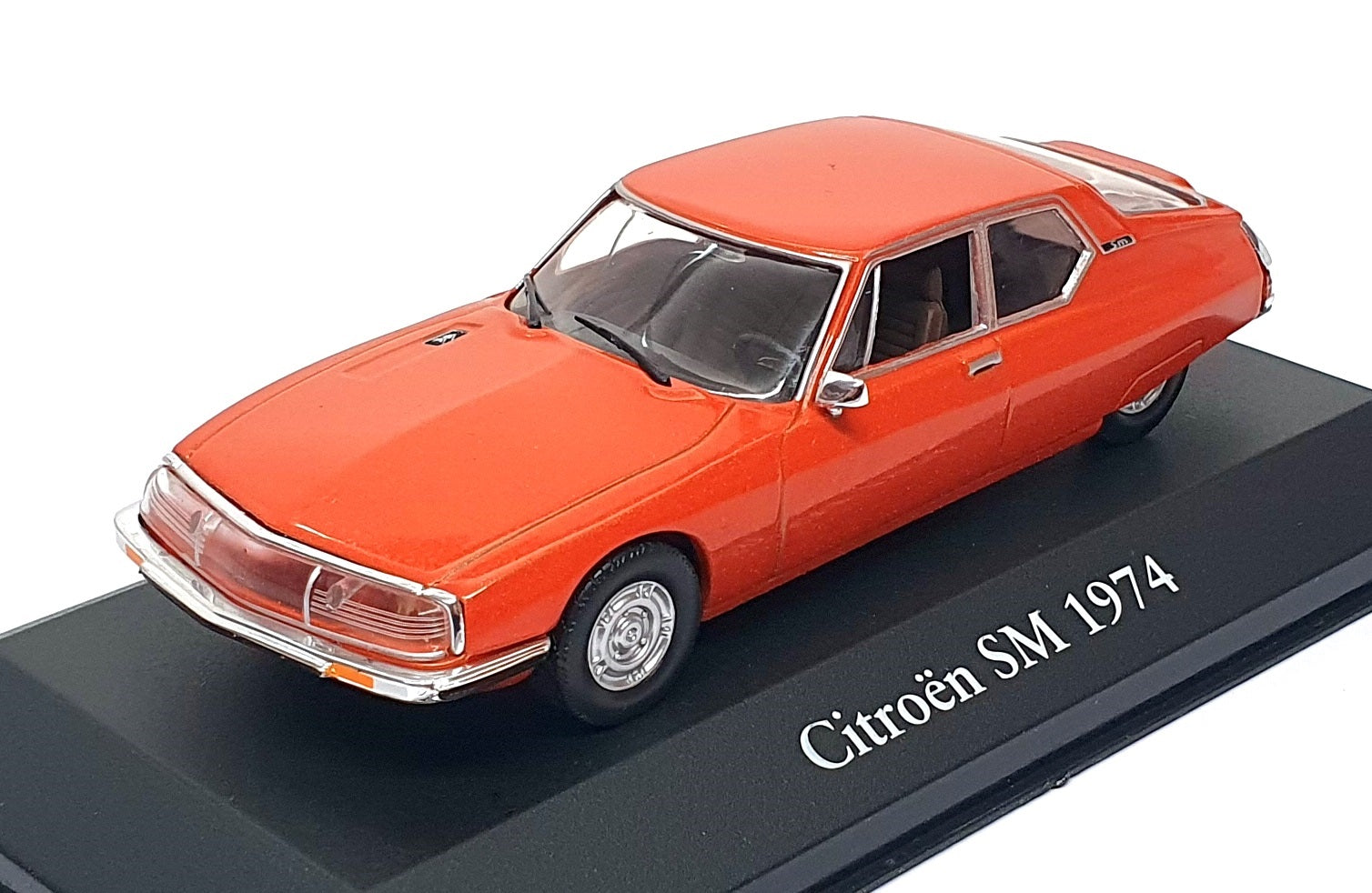 Atlas Editions 1/43 Scale 2 891 008 - 1974 Citroen SM - Orange