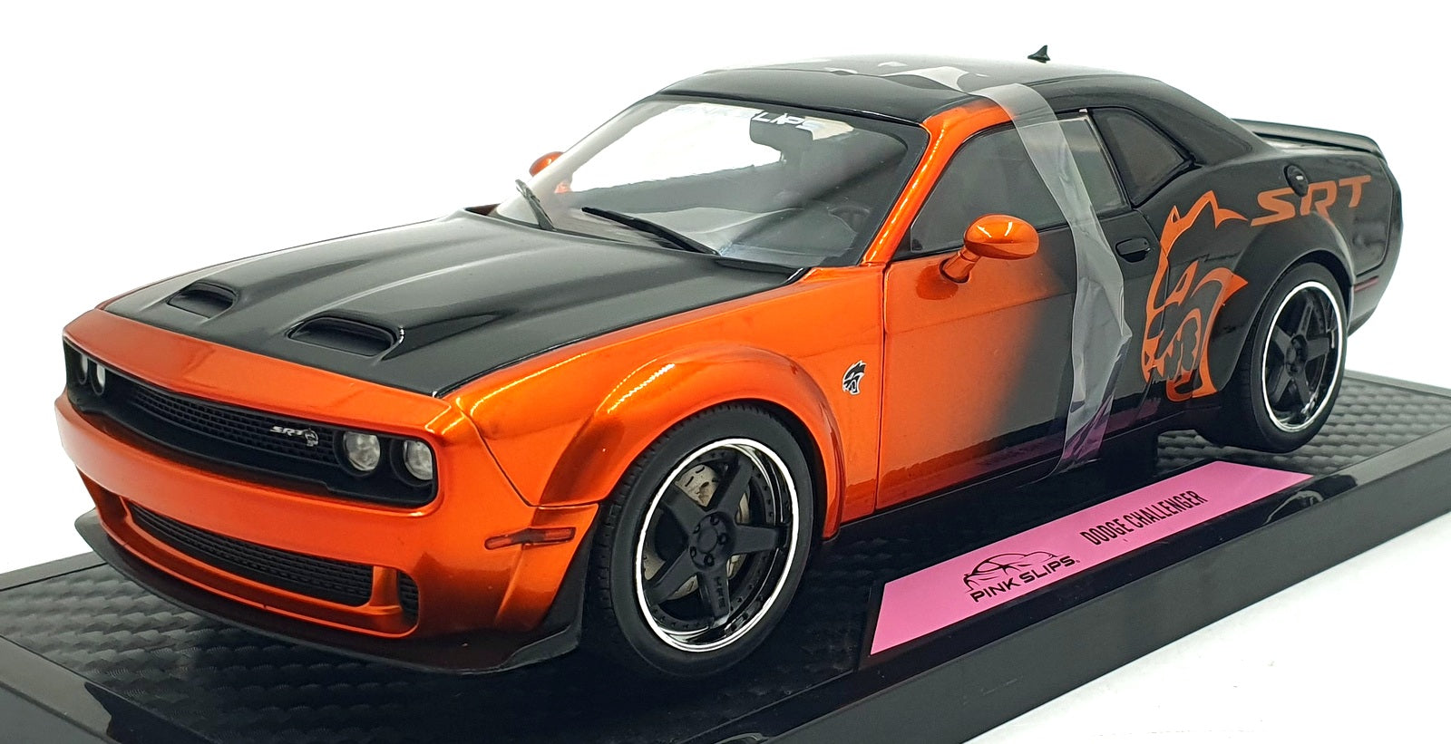 Jada Pink Slips 1/18 Scale 35722 - Dodge Challenger - Met. Orange/Black