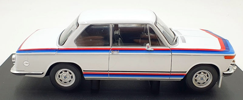 Solido 1/18 Scale S1808602 - BMW 2002 TII Turbo Evocation 1971 - White