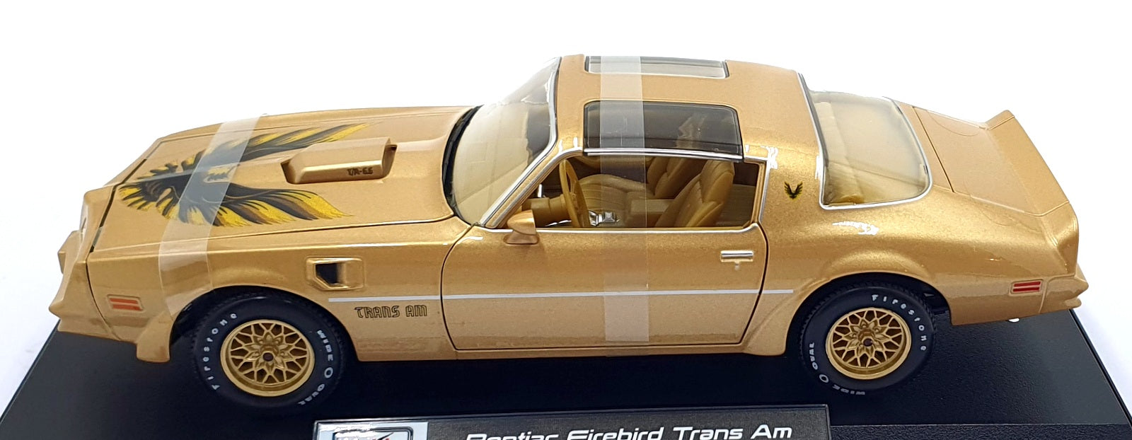 Maisto 1/18 Scale Diecast 46629 - Pontiac Firebird Trans Am - Gold