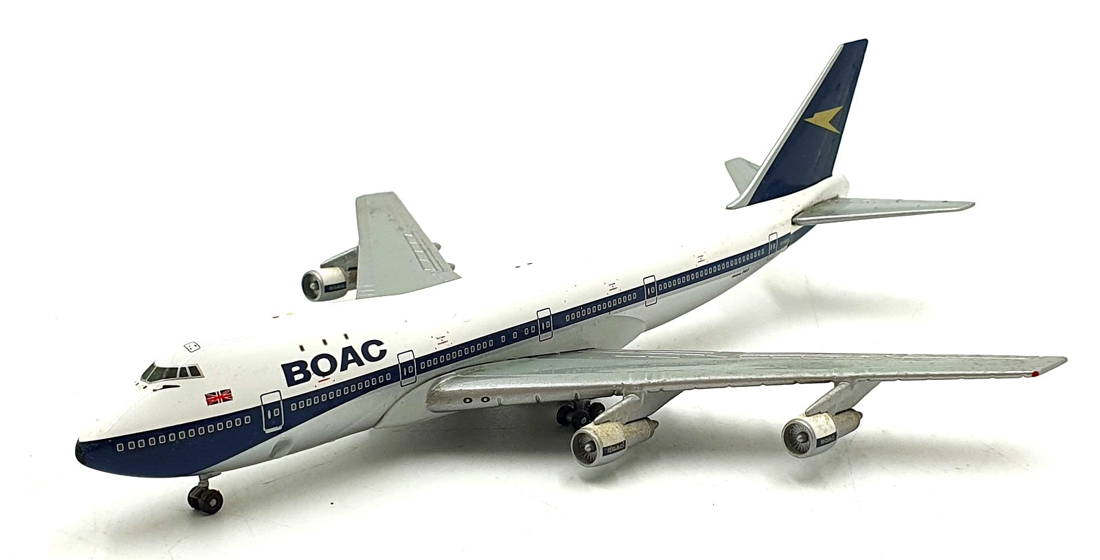 Gemini Jets 1/400 Scale GJBAW013 - BOAC Boeing 747-136 Aircraft
