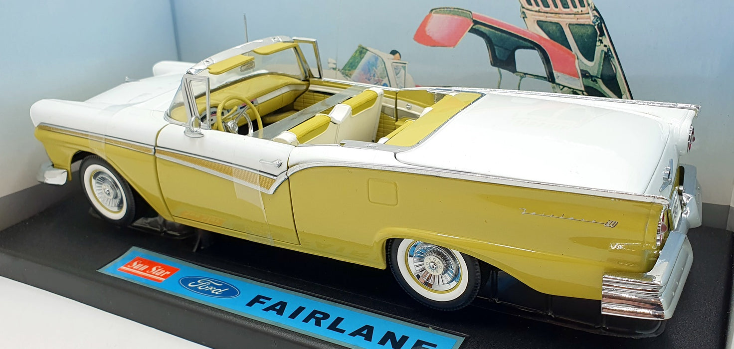 Sun Star 1/18 Scale Diecast 1330 - '57 Ford Fairlane Skyliner - Green/White