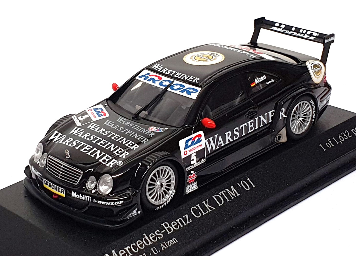 Minichamps 1/43 Scale 400 013105 - Mercedes Benz CLK DTM '01 #5 Alzen