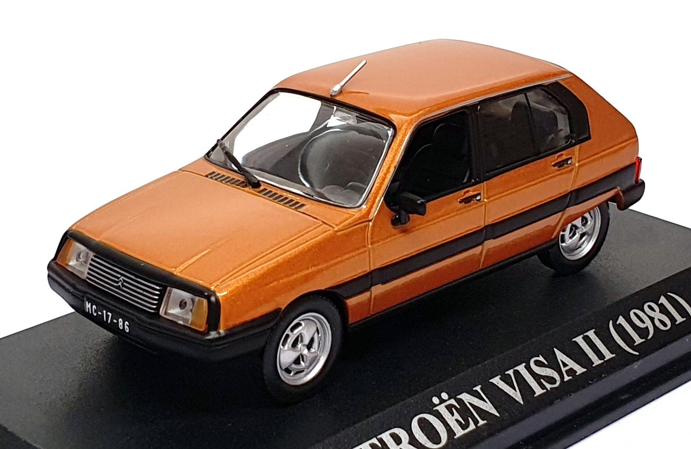 Altaya 1/43 Scale Diecast CV1786 - 1981 Citroen Visa II - Met. Copper
