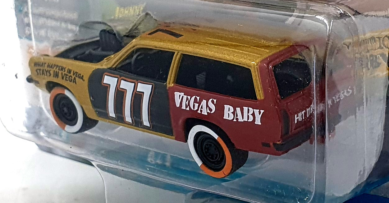 Johnny Lightning 1/64 Scale JLSF013 - 1972 Chevrolet Vega Wagon #777