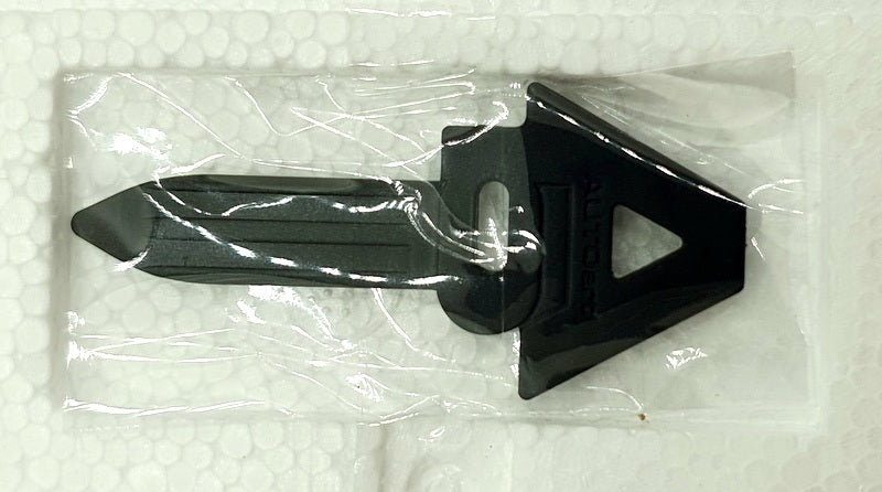 Autoart 1/18 Scale Diecast 70288 - Aston Martin DB5 - Caribbean Pearl/Blue