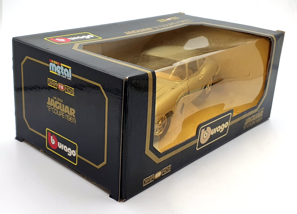 Burago 1/18 Scale Diecast 3038 - 1961 Jaguar E-Type Coupe - Silver