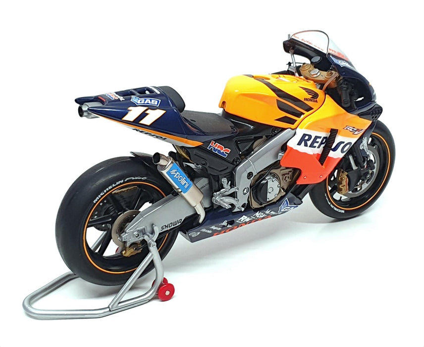 1/12 Minichamps HONDA RC211V 2002 Valentino Rossi GP2002 1/12 Minichamps HONDA RC211V 2002 Valentino Rossi GP2002