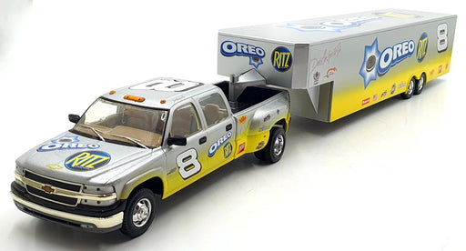 Action 1/24 Scale 100756 D.Earnhardt Jr #8 Crew Cab And Show Trailer Oreo