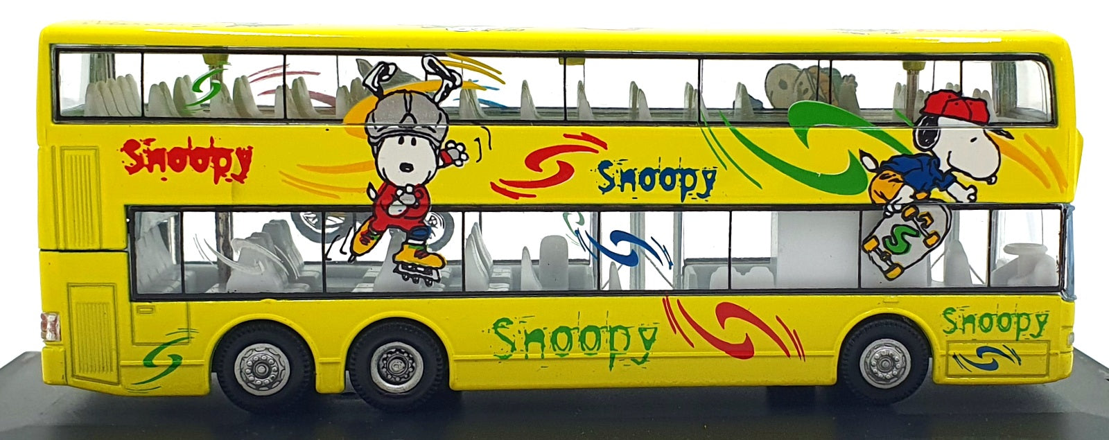 Sun Hing Toys 1/76 Scale SY71291C - 1990's Peanuts Jumbo Bus Pull Back