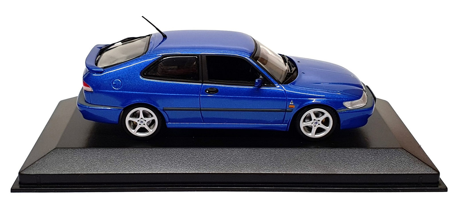 Minichamps 1/43 Scale Diecast 75-743450 - Saab 93 Viggen - Blue