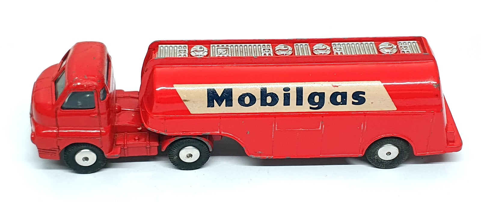 Corgi 19cm Long Original Diecast 1110 - Bedford Petrol Tanker Mobilgas - Red