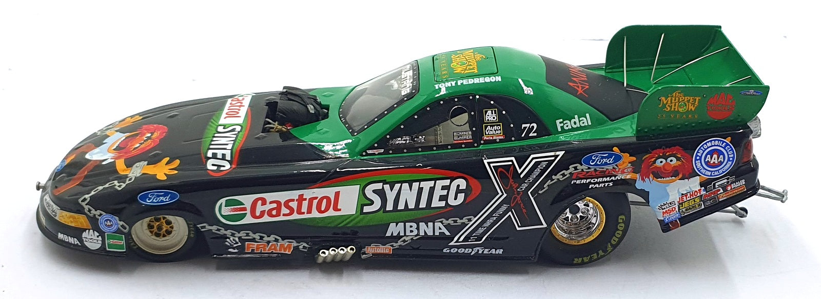 Action 1/24 Scale 102862 - Mustang Funny Car Dragster 2002 - Pedregon