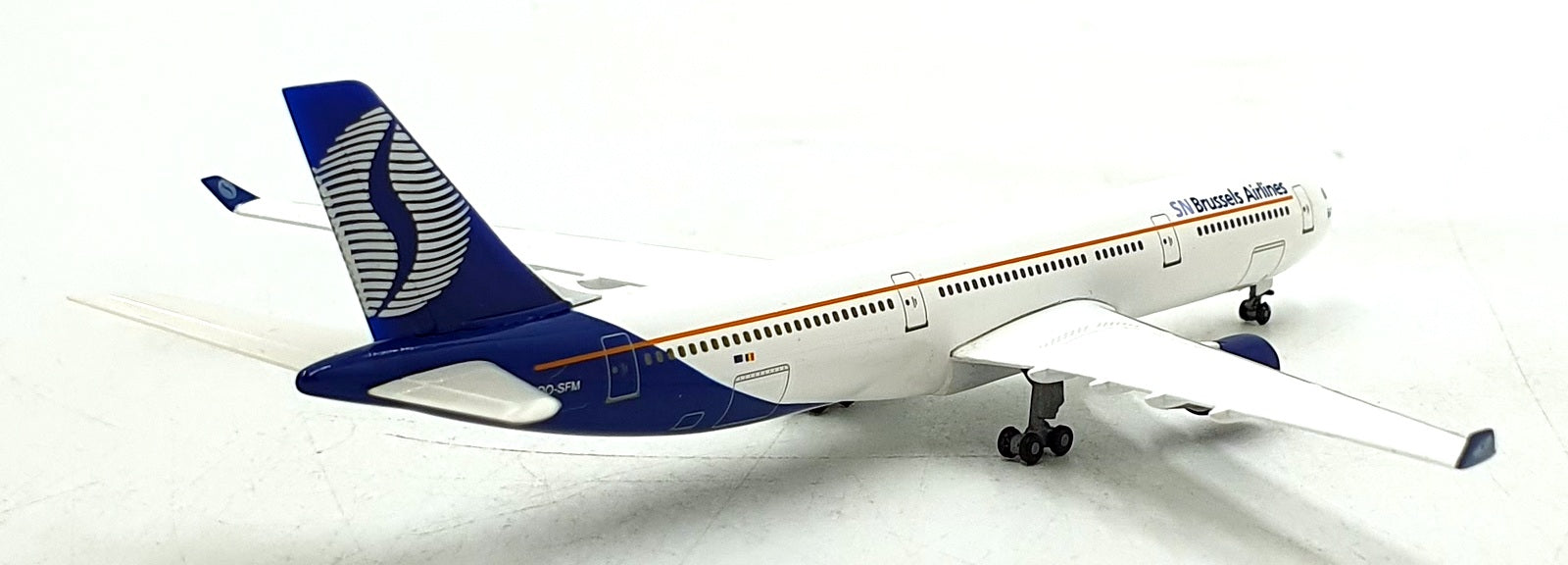 Herpa 1/500 Scale 508582 - Airbus A330-300 SN Brussels Airlines Aircraft