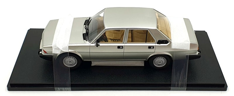 Cult Models 1/18 Scale CML239-2 - Alfa Romeo Alfa 6 2.5 Type 119 - Met. Silver