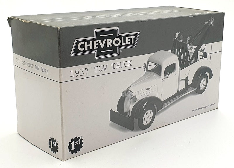 First Gear 1/30 Scale 19-2647 - 1937 Chevrolet Tow Truck - Chevrolet St. Louis